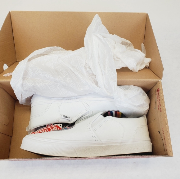 Kids Vans Asher Pride Slip-on Shoes White - Picture 2 of 8